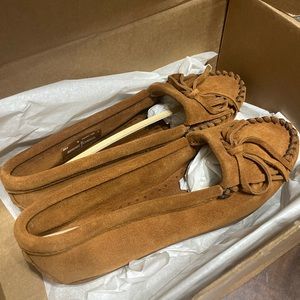 Brand new- Minnetonka Woman’s Kilty suede soft sole moccasin